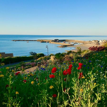 Lyme Regis Renovated Period Seaside Flat Exterior foto