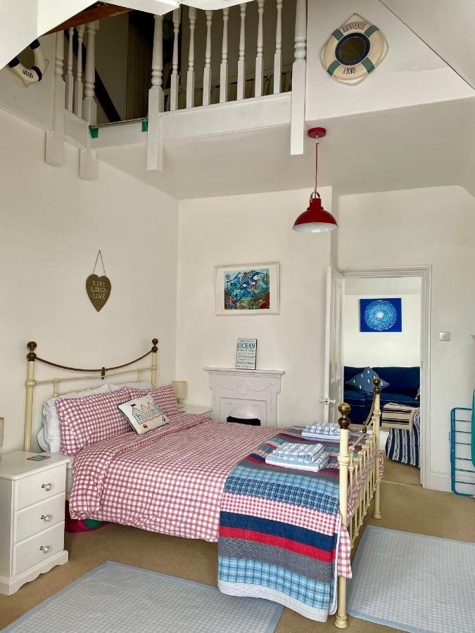 Lyme Regis Renovated Period Seaside Flat Exterior foto